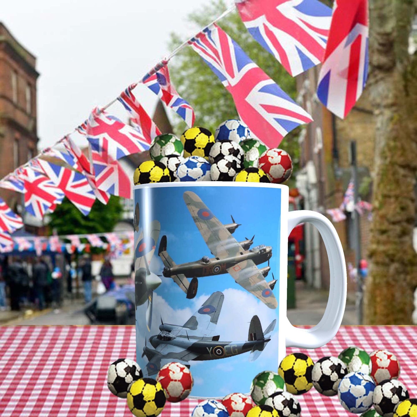 VE Day Battle of Britain WWII Iconic War Planes Spitfire Lancaster Mug with Choice of Sweets Gift