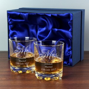  Mr & Mrs Pair of Personalised (Any Message) Glass Tumblers 