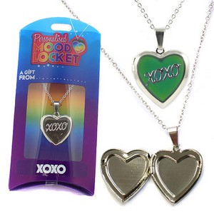 Colour Changing Personalised Mood Locket Necklace:- XOXO