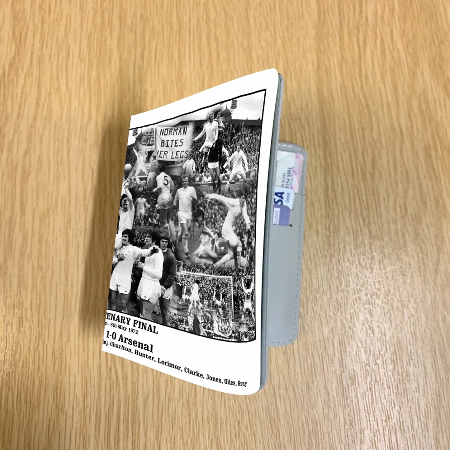 1972 Football Cup Final Norman Bites Ya Legs Hunter Travel Passport Holder Case Gift Present